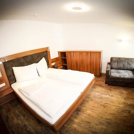 Der Steinerwirt Casa de hóspedes 3*